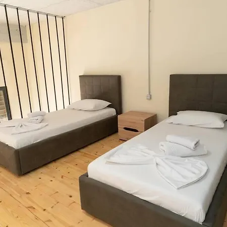 Urban Loft W/ View 아파트 *